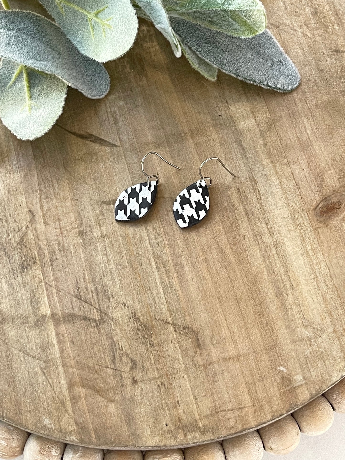 Houndstooth Diamond Dangle