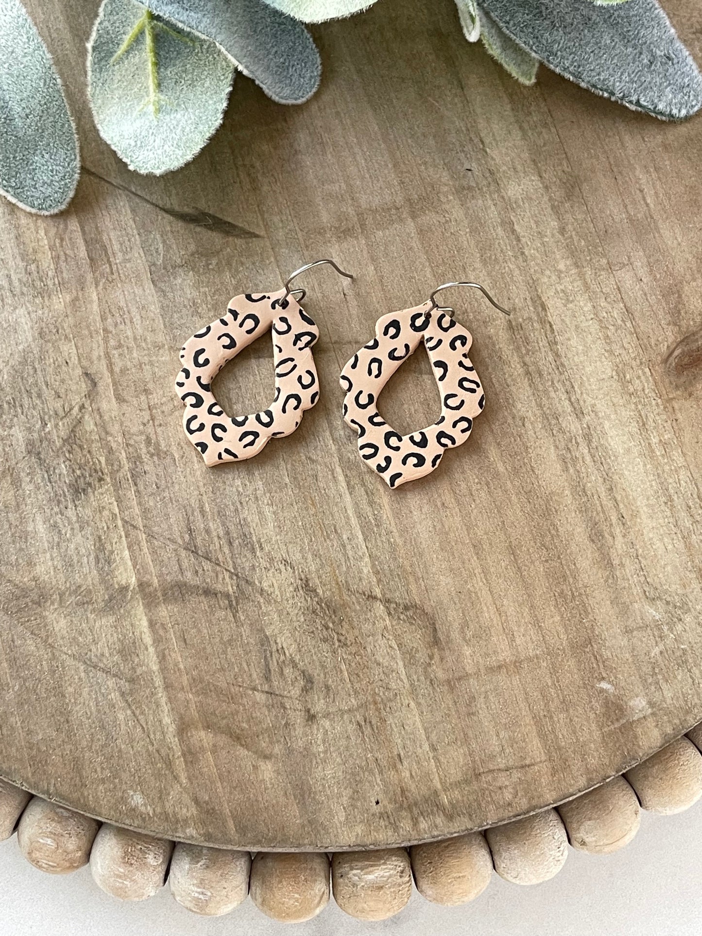 Leopard Fancy Teardrop Dangle