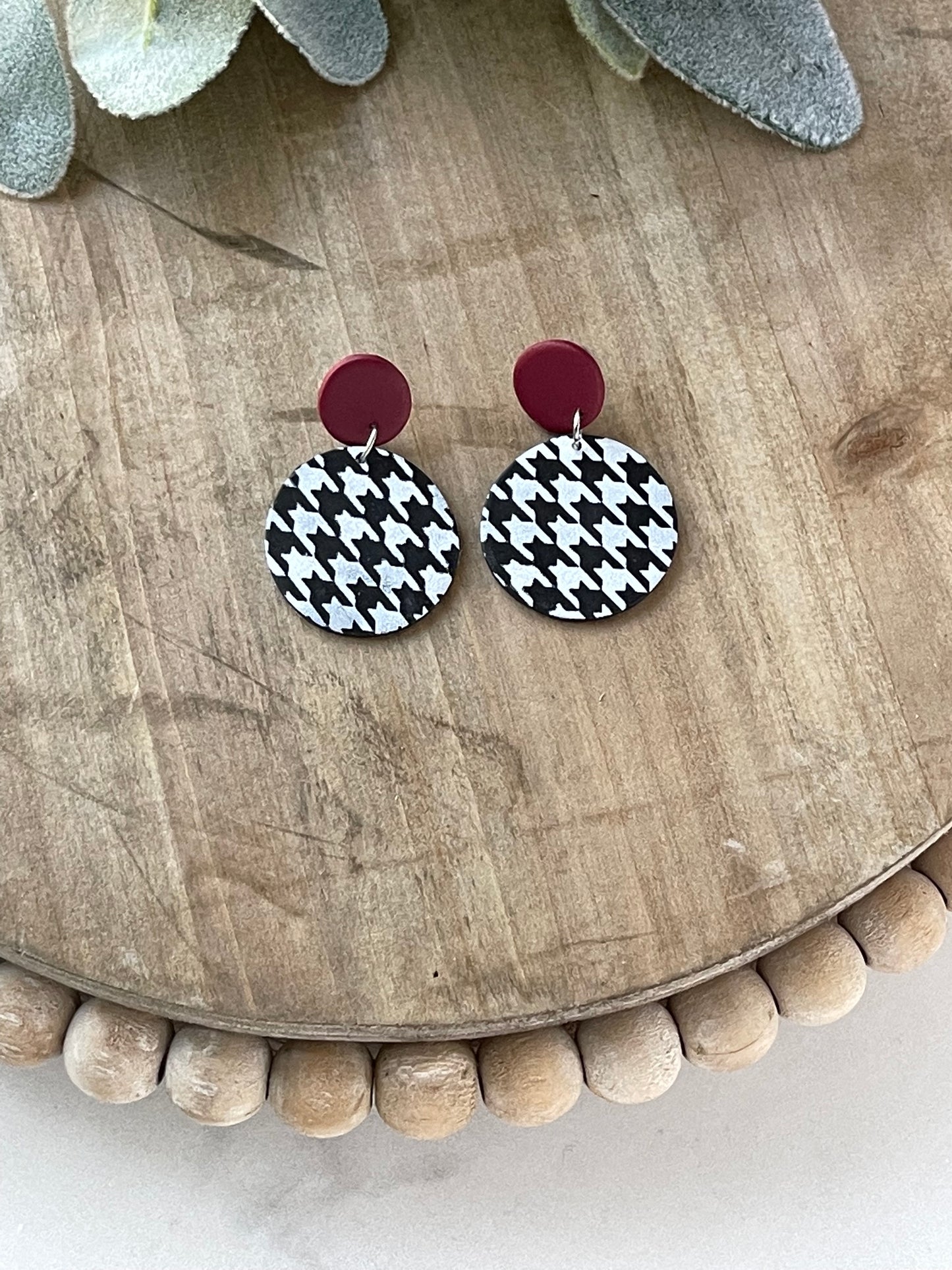 Houndstooth Circle Stud Dangle